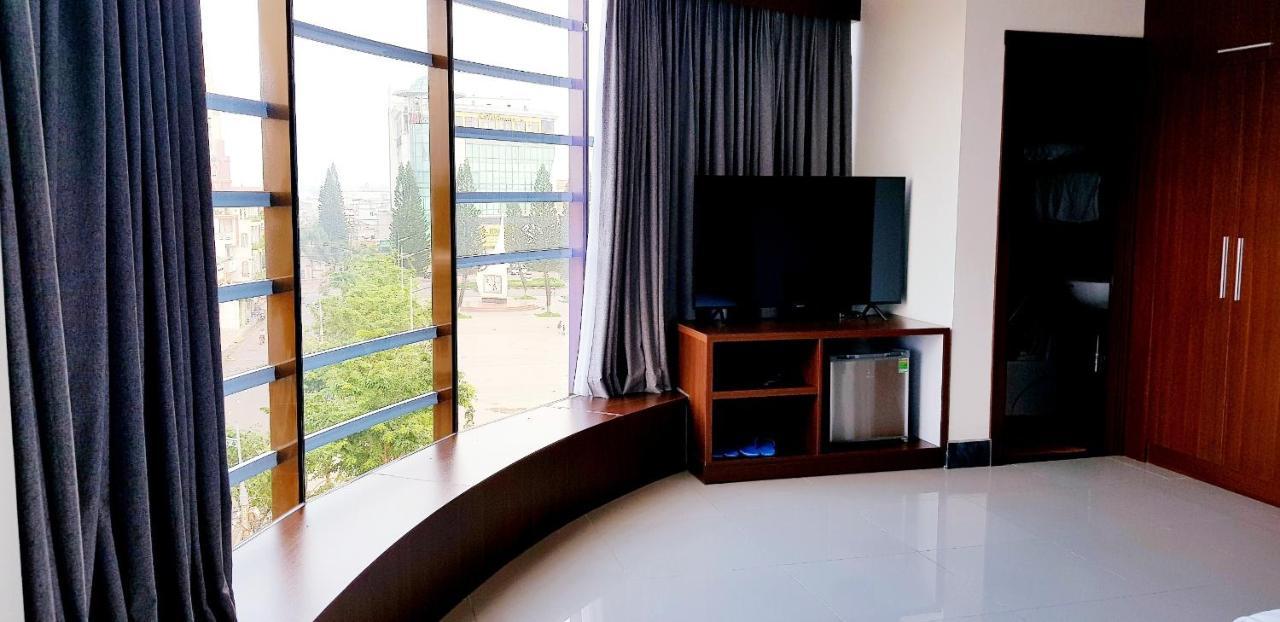 Quoc Thanh Hotel Long Khanh Bagian luar foto