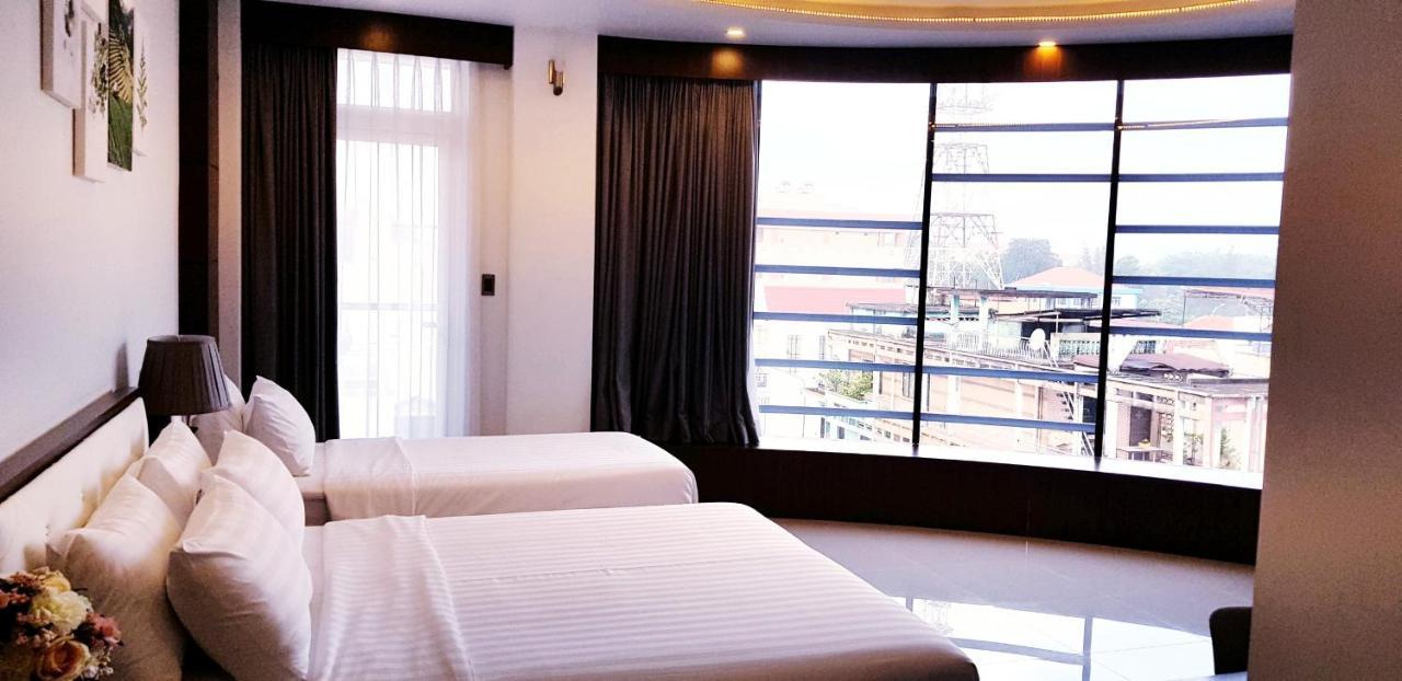 Quoc Thanh Hotel Long Khanh Bagian luar foto