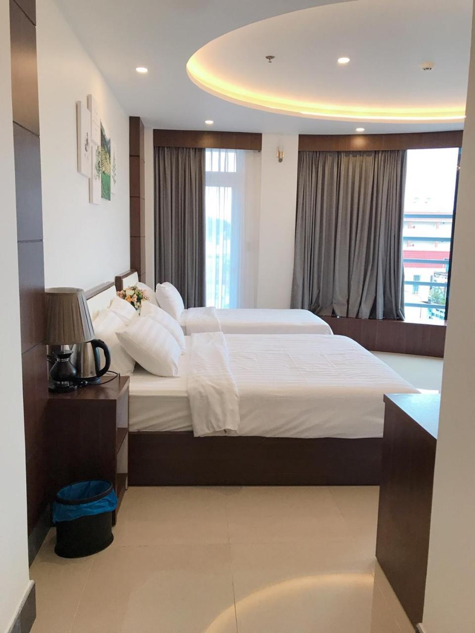 Quoc Thanh Hotel Long Khanh Bagian luar foto
