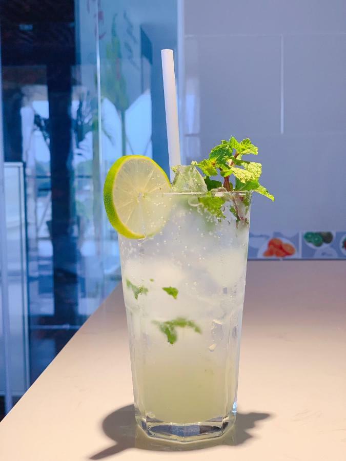 Quoc Thanh Hotel Long Khanh Bagian luar foto