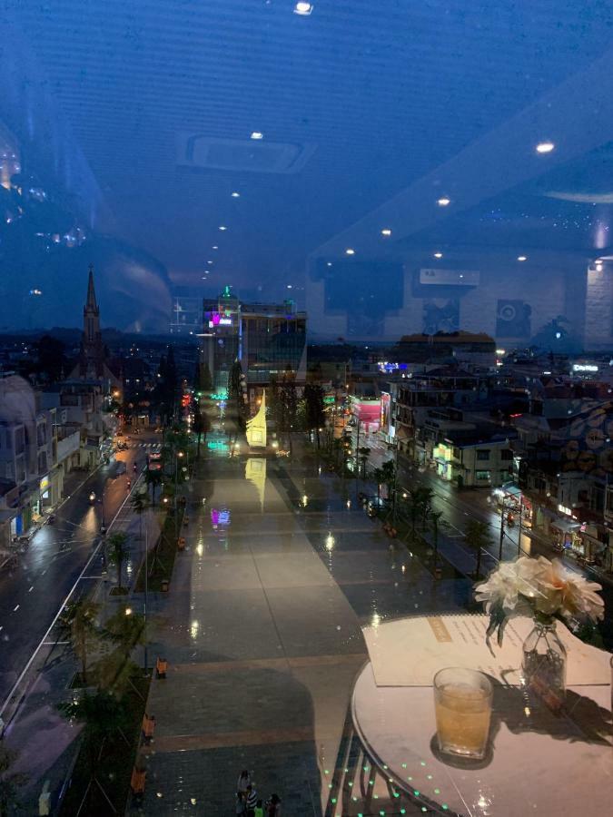 Quoc Thanh Hotel Long Khanh Bagian luar foto